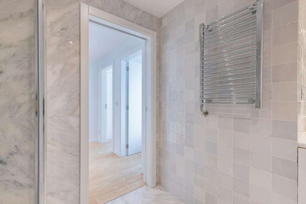 Campolide Lovely 2 Bedroom By Innkeeper Lisboa Ngoại thất bức ảnh