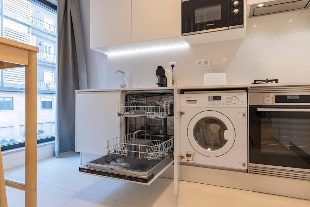 Campolide Lovely 2 Bedroom By Innkeeper Lisboa Ngoại thất bức ảnh